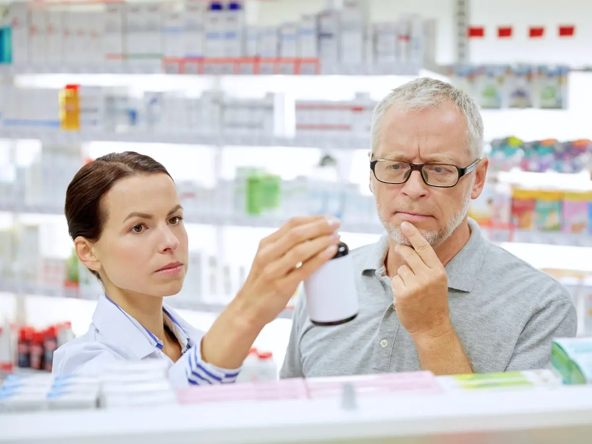 Pharmacists Help Reduce Averse Drug Effects